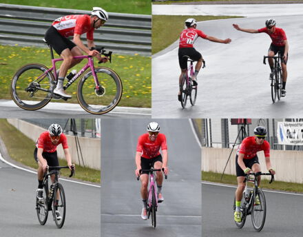 Triathleten beim Radrennen